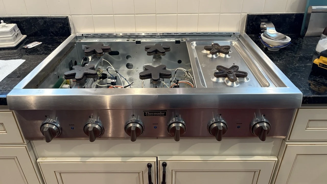 Electronics repair microscope soldering station